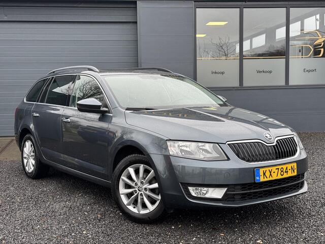 Skoda OCTAVIA Combi 1.6 TDI Greentech Ambition Business 2e Eigenaar,Navi,Clima,Cruise,Schuif Kanteldak,PDC Achter,110pk,LMV,NL Auto,N.A.P,APK Tot 09-2025