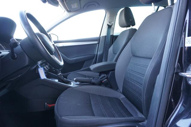 Skoda OCTAVIA Combi 1.5 TSI DSG Greentech Ambition | CAMERA | TREKHAAK | STOELVERW. |