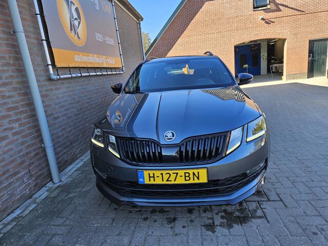 Skoda OCTAVIA Combi 1.6 TDI Greentech Sport Business
