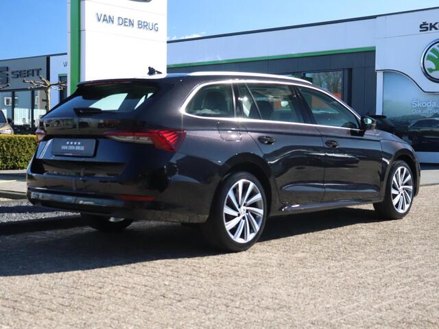Skoda OCTAVIA Combi Business Edition 1.4 TSI iV PHEV 204pk | Elektr. stoelen incl. geheugen | Head-up display | Stoelverwarming | Achteruitrijcamera |