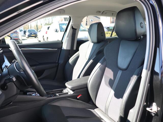 Skoda OCTAVIA Combi Business Edition 1.4 TSI iV PHEV 204pk | Elektr. stoelen incl. geheugen | Head-up display | Stoelverwarming | Achteruitrijcamera |