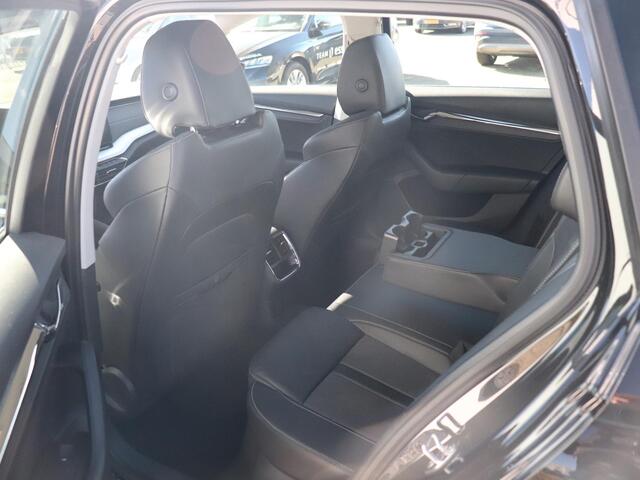 Skoda OCTAVIA Combi Business Edition 1.4 TSI iV PHEV 204pk | Elektr. stoelen incl. geheugen | Head-up display | Stoelverwarming | Achteruitrijcamera |
