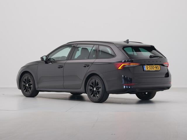 Skoda OCTAVIA Combi 1.0 e-TSI Sport Business Black Edition Navigatie Trekhaak Virtual Cockpit Pdc Cruise