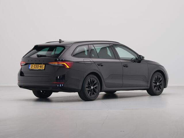 Skoda OCTAVIA Combi 1.0 e-TSI Sport Business Black Edition Navigatie Trekhaak Virtual Cockpit Pdc Cruise