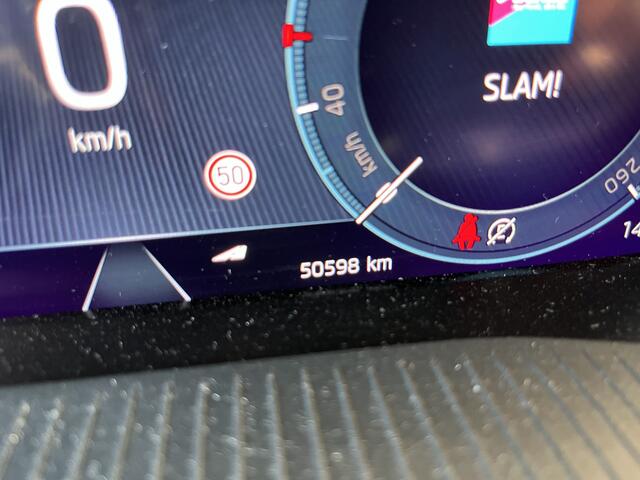 Skoda OCTAVIA Combi 1.4 TSI iV PHEV Style / AUTOMAAT/ 18" LMV/ ADAPT. CRUISE/ SMARTLINK/ NAVI/ PARK. SENSOREN + CAMERA/ DAB/ STOEL-STUUR VERWARM/