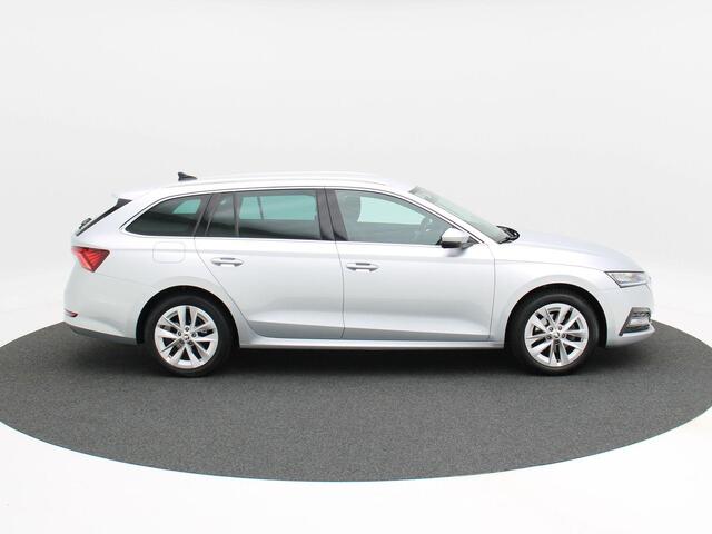 Skoda OCTAVIA Combi 1.0 e-TSi 110 Pk Automaat Business Edition | Cruise Control | Parkeersensoren | CarPlay | Navigatie | Bluetooth | 74.326 Km!!