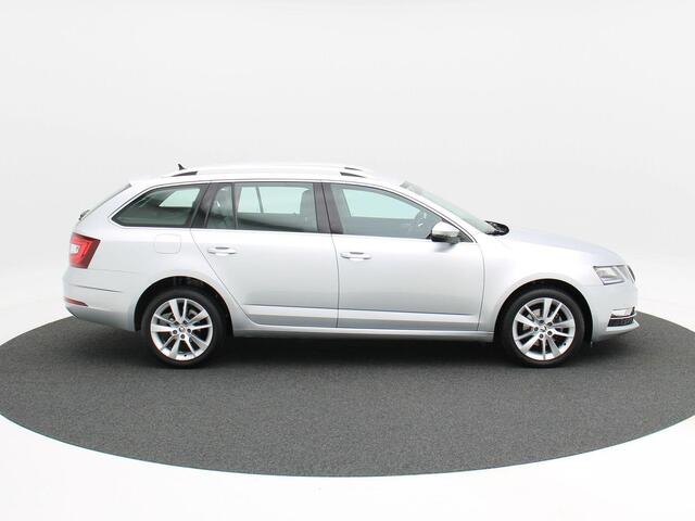 Skoda OCTAVIA Combi 1.5 TSi 150 Pk Automaat Business Edition Plus | Full LED | Trekhaak | Navigatie | Virtual Dashboard | 17 Inch | 92.148 Km!!