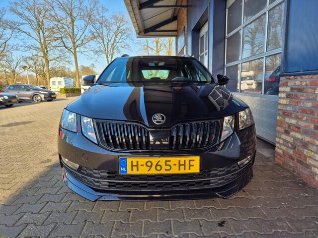 Skoda OCTAVIA 1.5 TSI Greentech Sport Business ALL IN.