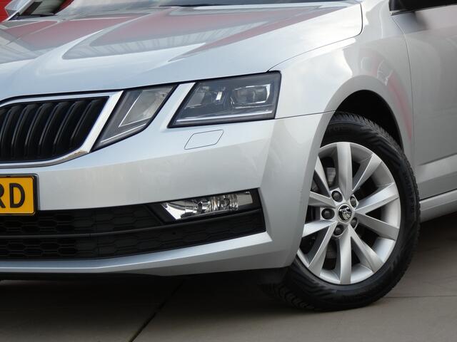 Skoda OCTAVIA Combi 1.5 TSI Greentech Business Edition/ lage km/ compleet!
