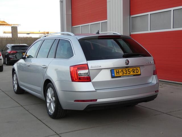 Skoda OCTAVIA Combi 1.5 TSI Greentech Business Edition/ lage km/ compleet!