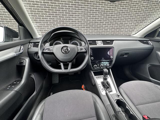 Skoda OCTAVIA Combi 1.6 TDI Greentech Clever Edition | Navigatie | Apple CarPlay/Android Auto | DAB+