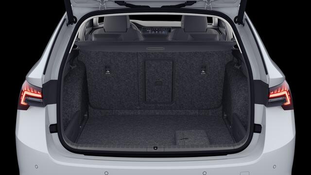 Skoda OCTAVIA Combi 1.5 TSI MHEV First Edition