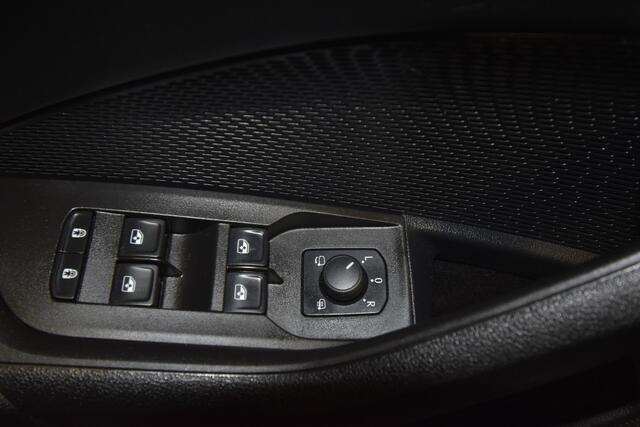 Skoda OCTAVIA Combi 1.5 TSI First Edition , CLIMATR , A UITRIJ CAM , V STOEL VER , LED KOPL , LMV 18 ,
