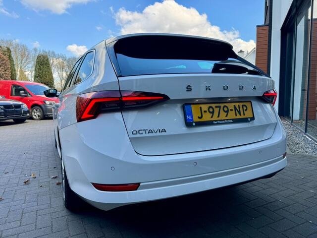 Skoda OCTAVIA 1.5 TSI First Ed. Nw. Model,Crystal LED,Virtual,Lane Ass.,Carpla