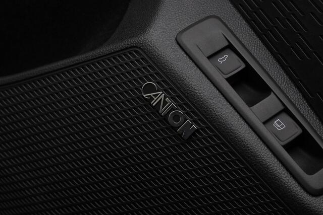 Skoda OCTAVIA Combi 1.4 TSI 204 pk DSG iV PHEV Sportline Business | Panoramadak | Geheugenstoelen | Matrix LED | Adaptief onderstel | Head-up display | CANTON