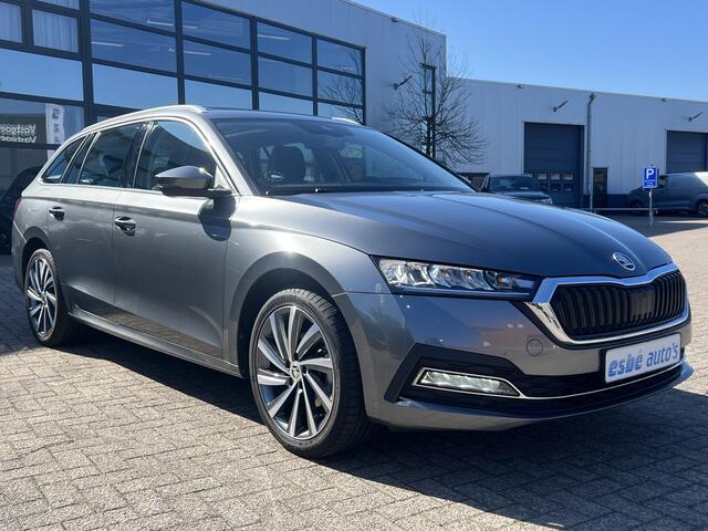 Skoda OCTAVIA Combi 1.5 TSI 150 pk Automaat Business Edition Plus Navigatie Trekhaak Panoramadak Camera 18 Inch Velgen ACC DAB Stoel + Stuurverwarming