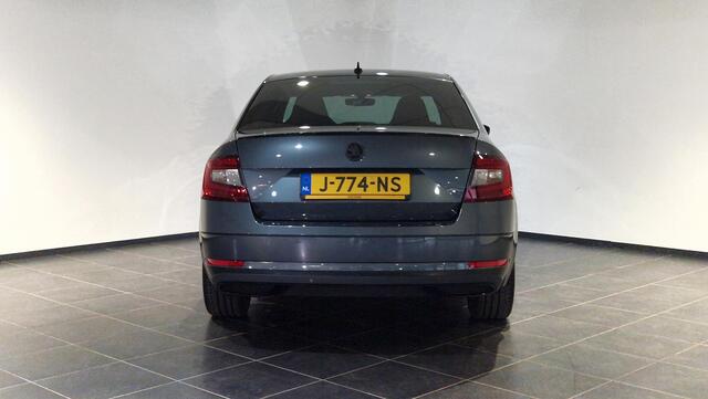 Skoda OCTAVIA 1.5 TSI Greentech Sport Business | 18 inch | DAB
