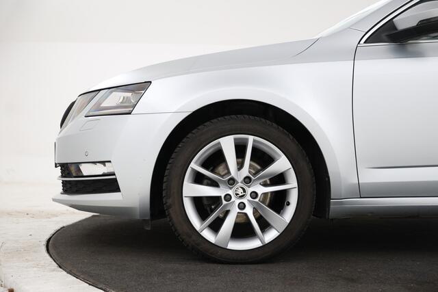 Skoda OCTAVIA Combi 1.6 TDI Greentech Style Business Navigatie, Trekhaak, Virtual, Apple Carplay, Stoelverwarming