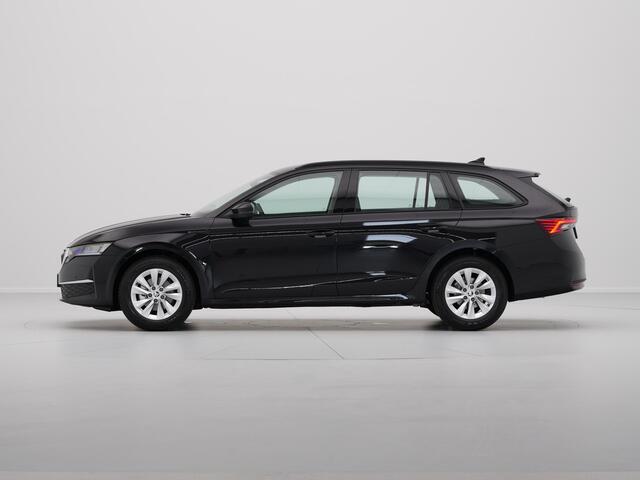 Skoda OCTAVIA Combi 1.5 TSI e-TEC MHEV 115 7DSG First Edition | Achteruitrijcamera | Chromen grille | Climatronic, elektronische airconditioning met twee zones