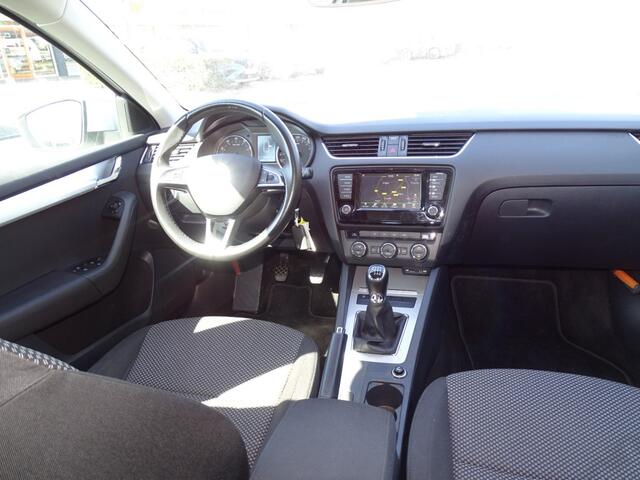 Skoda OCTAVIA 1.0 TSI GRT AMB. BNS-Blth-Media-Clima-Navi-Trkh-Pdc-Cruise