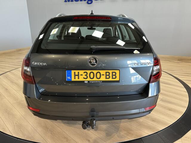 Skoda OCTAVIA Combi 1.5 TSI Greentech Business Edition Plus Airco ECC | LED | Canton | Trekhaak | Navigatie | Cruise Control | Apple Carplay Android Auto | Isofix | NAP |