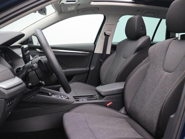 Skoda OCTAVIA Combi 1.4 TSI iV PHEV Business Edition Plus 204PK DSG Pano-Schuifdak, Head-Up Display, Memory Stoel, Achteruitrijcamera, Adaptieve Cruise Controle, Side Assist, 18" LM Velgen, Stoelverwarming