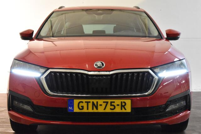Skoda OCTAVIA Combi TSI iV 204PK DSG HYBRID BUSINESS SPORT CARPLAY/LED/PDC
