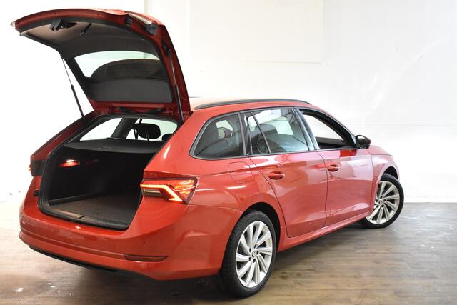 Skoda OCTAVIA Combi TSI iV 204PK DSG HYBRID BUSINESS SPORT CARPLAY/LED/PDC
