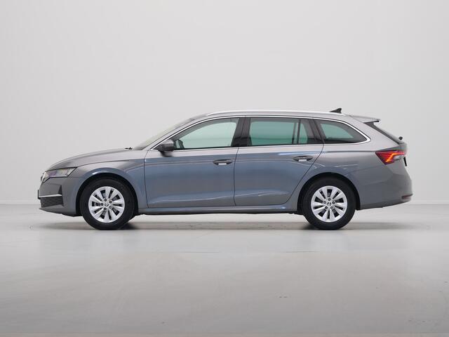 Skoda OCTAVIA Combi 1.5 TSI MHEV Business Edition Navigatie Keyless Privacy Glas Lm Velgen Nieuw Model