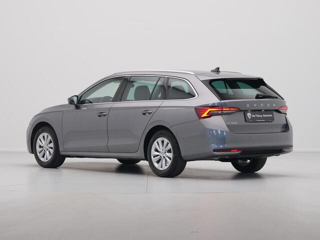 Skoda OCTAVIA Combi 1.5 TSI MHEV Business Edition Navigatie Keyless Privacy Glas Lm Velgen Nieuw Model