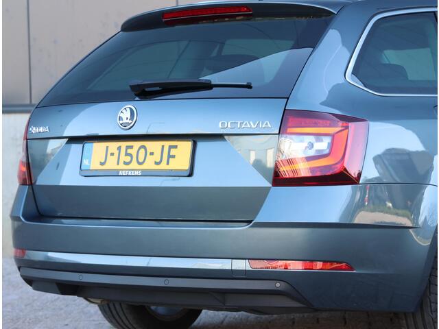Skoda OCTAVIA Combi 150pk TSI Edition Plus | 1ste eigenaar | LEER | LED | 17"LMV | Navigatie | Keyless | AUTOMAAT