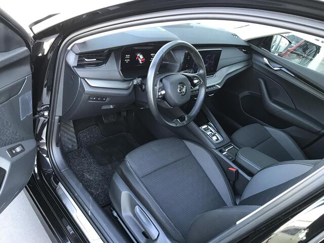 Skoda OCTAVIA Combi 1.4 TSI iV PHEV Sportline Business