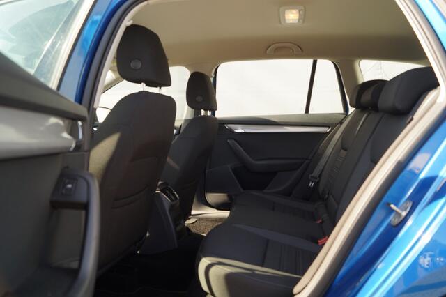 Skoda OCTAVIA Combi 1.5 TSI 150pk DSG Business Edition -NAVI-ECC-