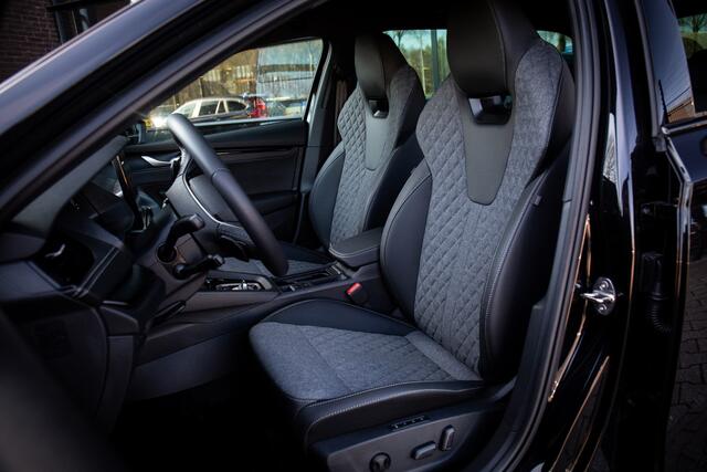 Skoda OCTAVIA Combi 1.5 TSI MHEV Sportline Business Crystal lighting, Adap. cruise, 360-camera, Isofix, trekhaak elektrisch uitklapbaar