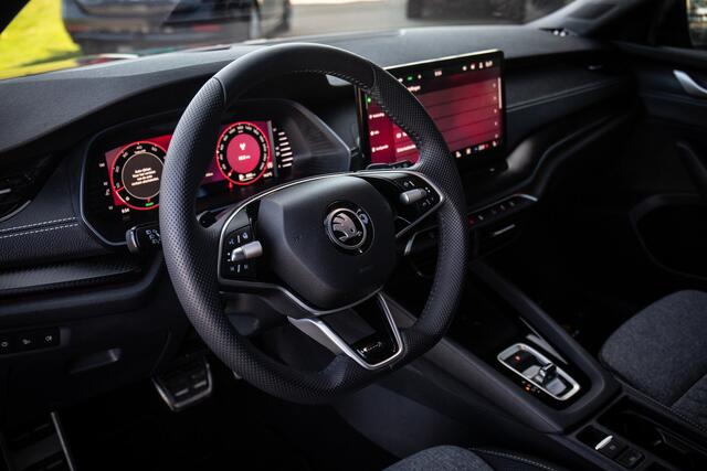 Skoda OCTAVIA Combi 1.5 TSI MHEV Sportline Business Crystal lighting, Adap. cruise, 360-camera, Isofix, trekhaak elektrisch uitklapbaar