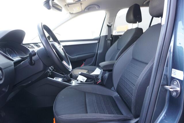 Skoda OCTAVIA Combi 1.0 TSI Greentech Business Edition | APPLE/ANDROID | NAVI |