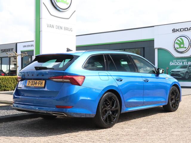 Skoda OCTAVIA Combi Sportline 1.5 e-TSI 150pk AUTOMAAT | Panoramadak | Adaptieve cruise control | Stoel- & stuurverwarming | Apple Carplay / Android Auto |