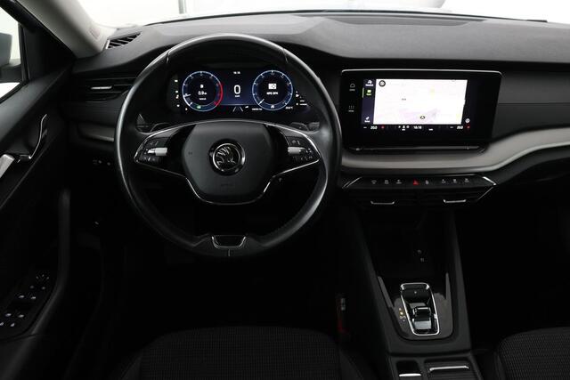 Skoda OCTAVIA 1.0 TSI Business Edition | Carplay | Navigatie | Full LED | Parkeerhulp | Virtual Cockpit | Climate control | Cruise control