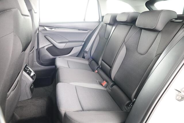 Skoda OCTAVIA Combi Edition 1.5 TSI 115 pk 6 versn. Hand | Trekhaak wegklapbaar