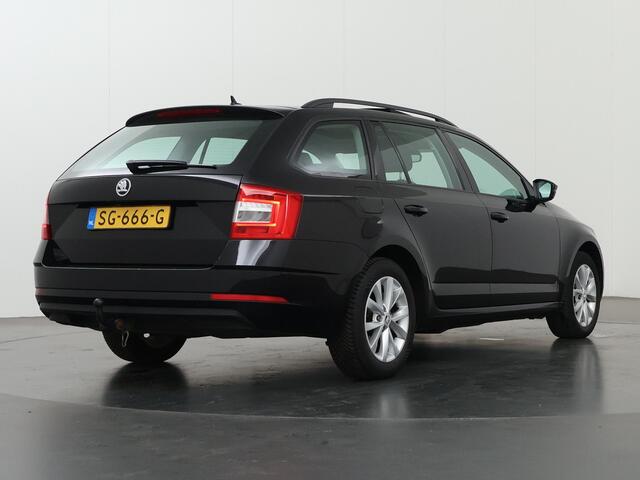 Skoda OCTAVIA Combi 1.0 TSI Greentech Ambition Business | Trekhaak | Panoramadak | Cruise Control | Climate Control |