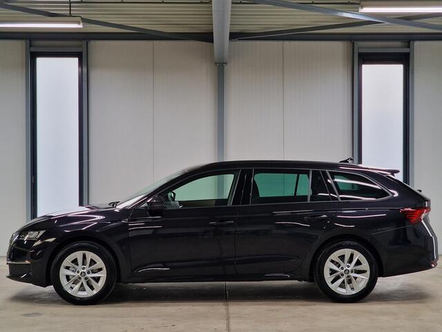 Skoda OCTAVIA Combi 1.5 TSI MHEV 150pk Facelift | Infotainment Pack | Trekhaak | Travel Pack |
