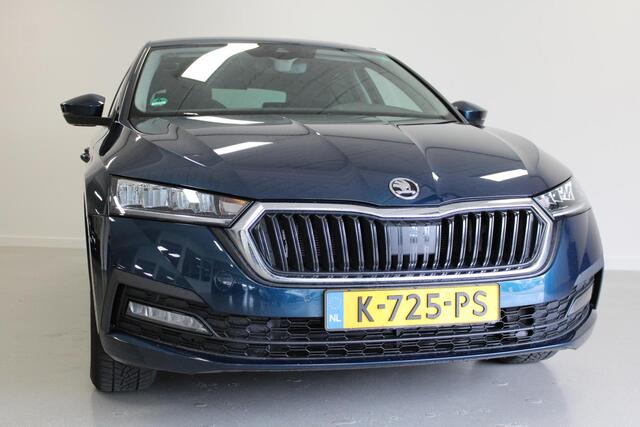 Skoda OCTAVIA 1.0 e-TSI Business Edition | CARPLAY | DAB-RADIO | CLIMA | WEGKL-TRHAAK | LED | E-KLEP | NAVI | CRUISE |