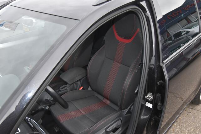 Skoda OCTAVIA Combi 1.5 TSI Greentech Sport Business , TREKHAAK , NAVI , CIMATR , CR CONTR ,