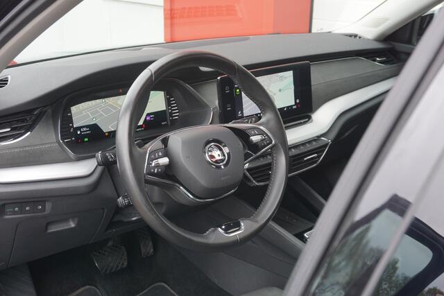 Skoda OCTAVIA Combi 1.0 e-TSI Business Edition Plus | Panoramadak | ACC | Virtual Cockpit | Camera | Winter Line | Origineel NL |