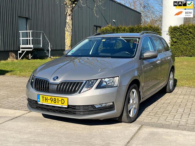 Skoda OCTAVIA Combi 1.0 TSI Greentech Ambition Business CarPlay
