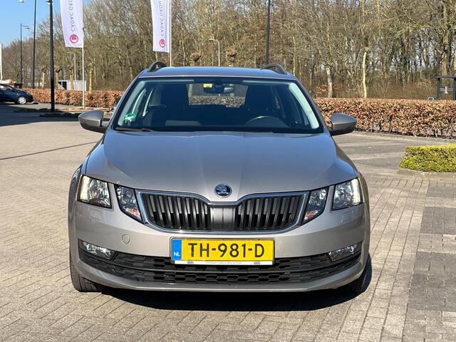 Skoda OCTAVIA Combi 1.0 TSI Greentech Ambition Business CarPlay
