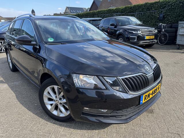 Skoda OCTAVIA Combi 1.6 TDI Greentech Ambition Business DSG