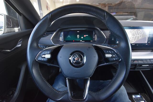 Skoda OCTAVIA Combi 1.0 e-TSI Sport Business , TREKHAAK , VIRTUAL COCKPIT , STUUR VERW , CLIMATR , NAVI , CR CONTR , PDC V+A ,