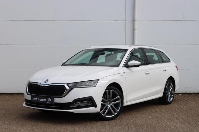 Skoda OCTAVIA 1.4 TSI iV Style 204pk DSG6