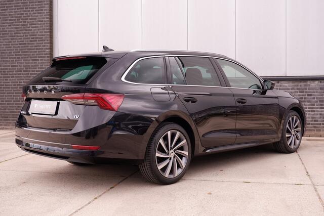 Skoda OCTAVIA Combi 1.4 TSI iV PHEV Sportline Business | Head-Up | Carplay | LED | Sfeerverl. Camera | Memory